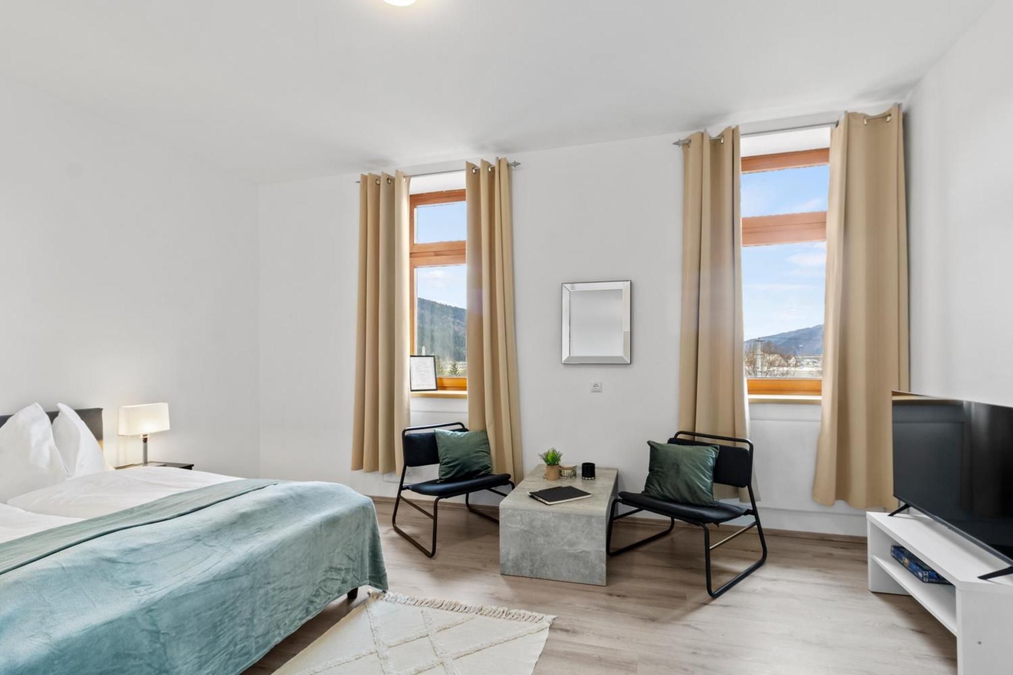 Moderne In Sankt Michael Apartment