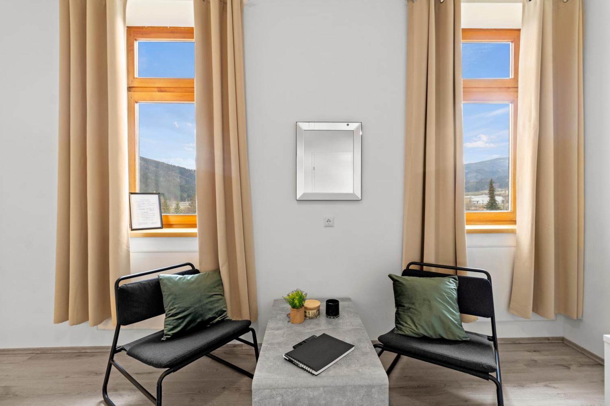Moderne In Sankt Michael Apartment *